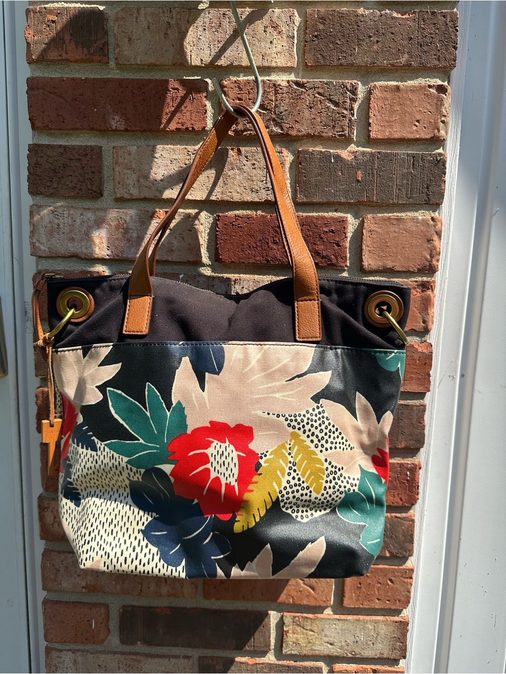 Fossil Leah Blue Floral Tote Bag Double Leather Straps Coated Canvas 15” x 12” - Picture 3 of 15
